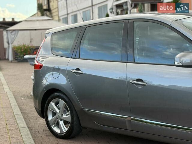 Серый Рено Гранд Сценик, объемом двигателя 1.5 л и пробегом 239 тыс. км за 8999 $, фото 25 на Automoto.ua