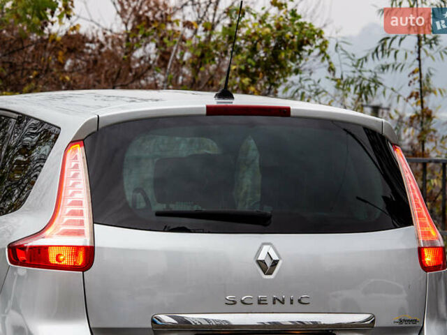 Серый Рено Гранд Сценик, объемом двигателя 1.46 л и пробегом 344 тыс. км за 7900 $, фото 6 на Automoto.ua