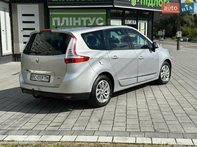 Серый Рено Гранд Сценик, объемом двигателя 1.46 л и пробегом 238 тыс. км за 8500 $, фото 7 на Automoto.ua