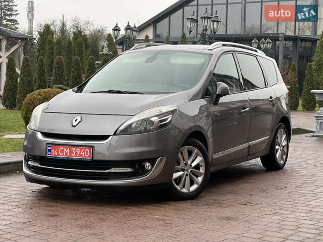 Серый Рено Гранд Сценик, объемом двигателя 1.6 л и пробегом 238 тыс. км за 9500 $, фото 16 на Automoto.ua