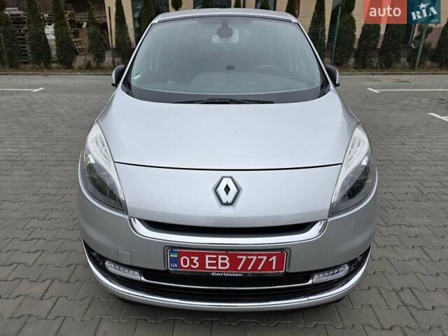 Сірий Рено Гранд Сценік, об'ємом двигуна 1.5 л та пробігом 230 тис. км за 8650 $, фото 4 на Automoto.ua