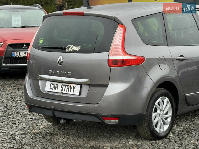 Серый Рено Гранд Сценик, объемом двигателя 1.5 л и пробегом 208 тыс. км за 9200 $, фото 27 на Automoto.ua