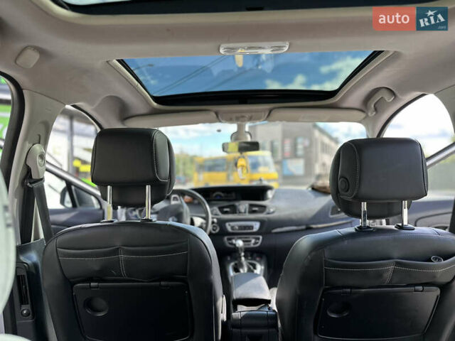 Серый Рено Гранд Сценик, объемом двигателя 1.46 л и пробегом 238 тыс. км за 8500 $, фото 14 на Automoto.ua