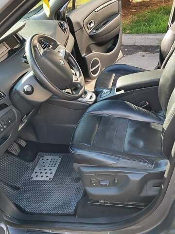 Сірий Рено Гранд Сценік, об'ємом двигуна 1.46 л та пробігом 250 тис. км за 8500 $, фото 6 на Automoto.ua