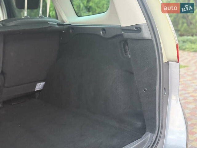 Серый Рено Гранд Сценик, объемом двигателя 2 л и пробегом 241 тыс. км за 10950 $, фото 63 на Automoto.ua