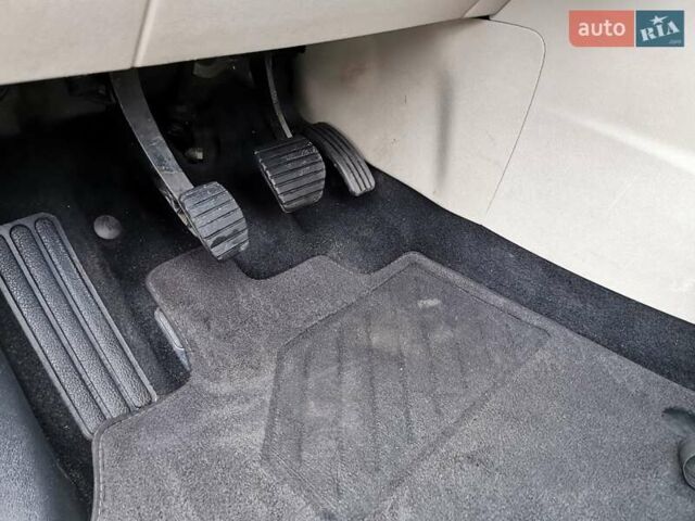 Сірий Рено Гранд Сценік, об'ємом двигуна 1.5 л та пробігом 238 тис. км за 8700 $, фото 29 на Automoto.ua