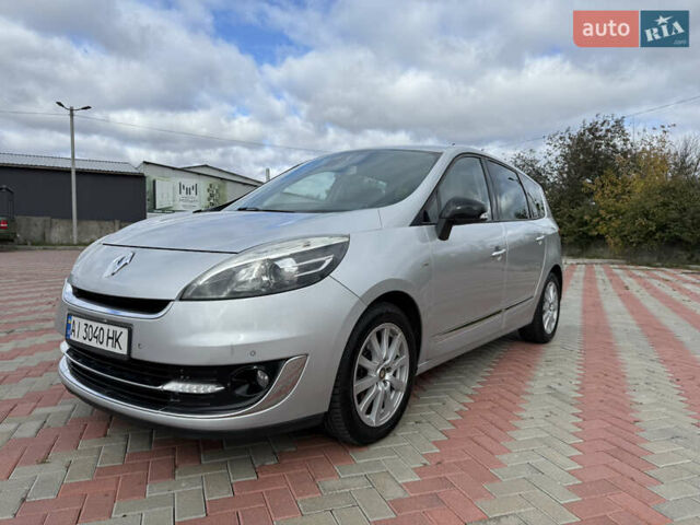 Серый Рено Гранд Сценик, объемом двигателя 2 л и пробегом 187 тыс. км за 8750 $, фото 1 на Automoto.ua