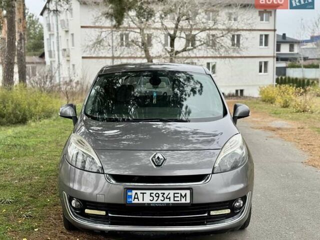 Серый Рено Гранд Сценик, объемом двигателя 1.5 л и пробегом 185 тыс. км за 7200 $, фото 1 на Automoto.ua