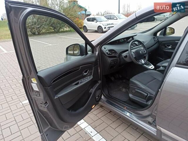 Серый Рено Гранд Сценик, объемом двигателя 1.6 л и пробегом 205 тыс. км за 10500 $, фото 18 на Automoto.ua