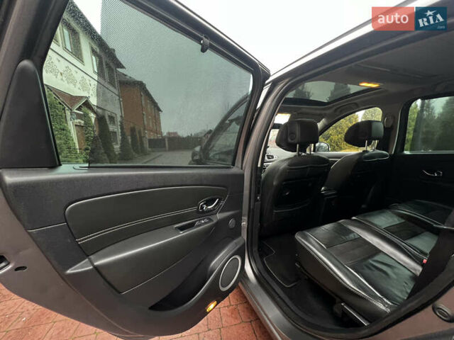 Серый Рено Гранд Сценик, объемом двигателя 1.6 л и пробегом 238 тыс. км за 9500 $, фото 34 на Automoto.ua