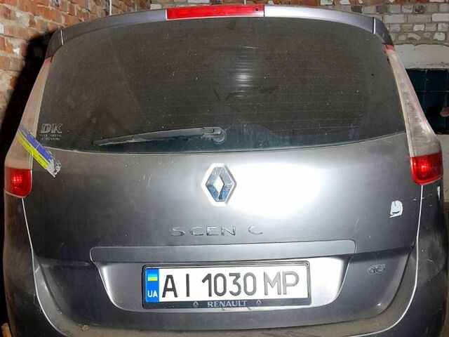 Серый Рено Гранд Сценик, объемом двигателя 1.5 л и пробегом 225 тыс. км за 4500 $, фото 4 на Automoto.ua