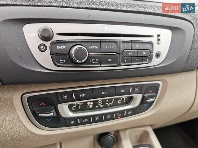 Сірий Рено Гранд Сценік, об'ємом двигуна 1.5 л та пробігом 238 тис. км за 8700 $, фото 38 на Automoto.ua