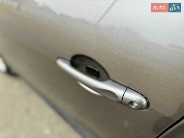 Сірий Рено Гранд Сценік, об'ємом двигуна 1.5 л та пробігом 185 тис. км за 7499 $, фото 9 на Automoto.ua