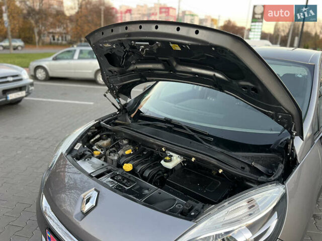 Сірий Рено Гранд Сценік, об'ємом двигуна 1.6 л та пробігом 238 тис. км за 8700 $, фото 38 на Automoto.ua