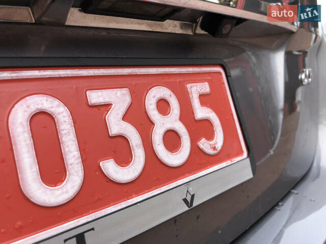 Серый Рено Гранд Сценик, объемом двигателя 2 л и пробегом 197 тыс. км за 10700 $, фото 27 на Automoto.ua