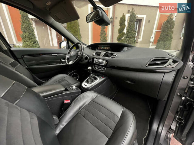 Серый Рено Гранд Сценик, объемом двигателя 1.6 л и пробегом 238 тыс. км за 9500 $, фото 46 на Automoto.ua