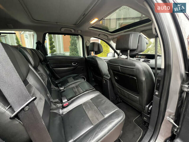 Серый Рено Гранд Сценик, объемом двигателя 1.6 л и пробегом 238 тыс. км за 9500 $, фото 48 на Automoto.ua