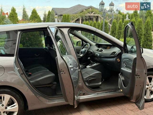 Рено Гранд Сценик 2012 в Стрые на Automoto.ua Серый Рено Гранд Сценик, объемом двигателя 1.5 л и пробегом 239 тыс. км за 9350 $, фото 52 на Automoto.ua