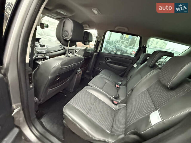 Серый Рено Гранд Сценик, объемом двигателя 1.5 л и пробегом 208 тыс. км за 9200 $, фото 44 на Automoto.ua