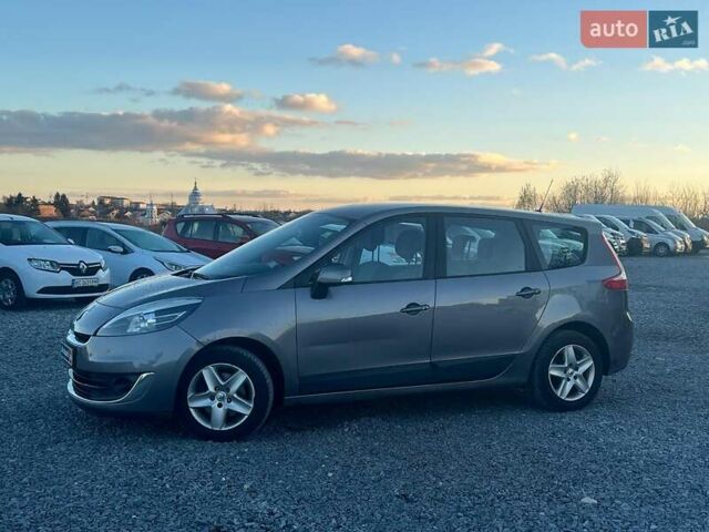 Серый Рено Гранд Сценик, объемом двигателя 1.5 л и пробегом 281 тыс. км за 9740 $, фото 3 на Automoto.ua