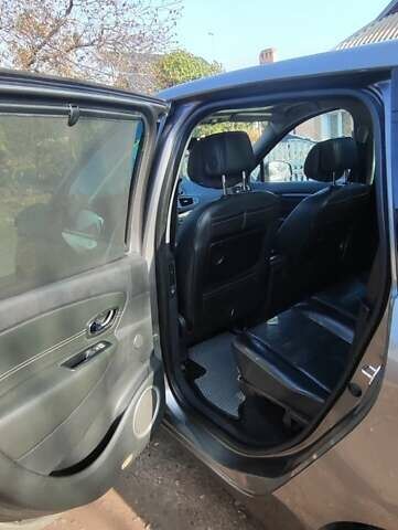 Сірий Рено Гранд Сценік, об'ємом двигуна 1.46 л та пробігом 250 тис. км за 8500 $, фото 52 на Automoto.ua