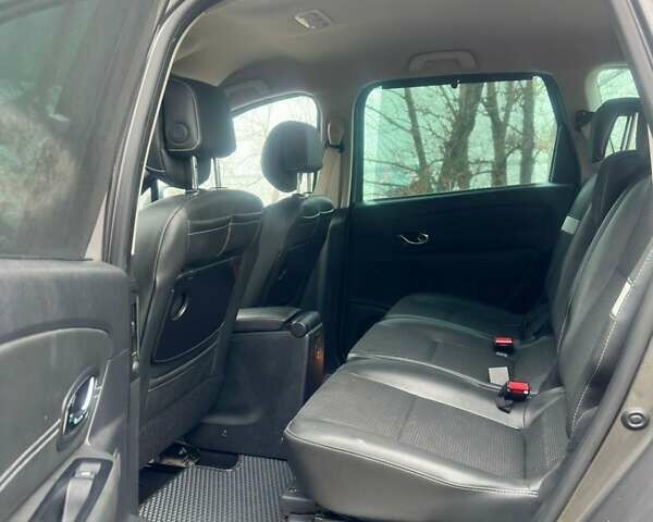 Сірий Рено Гранд Сценік, об'ємом двигуна 1.6 л та пробігом 204 тис. км за 8500 $, фото 20 на Automoto.ua