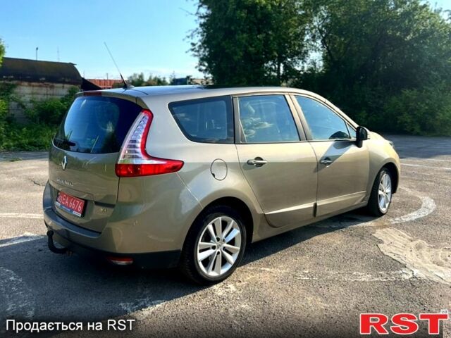 Серый Рено Гранд Сценик, объемом двигателя 1.5 л и пробегом 223 тыс. км за 9500 $, фото 7 на Automoto.ua