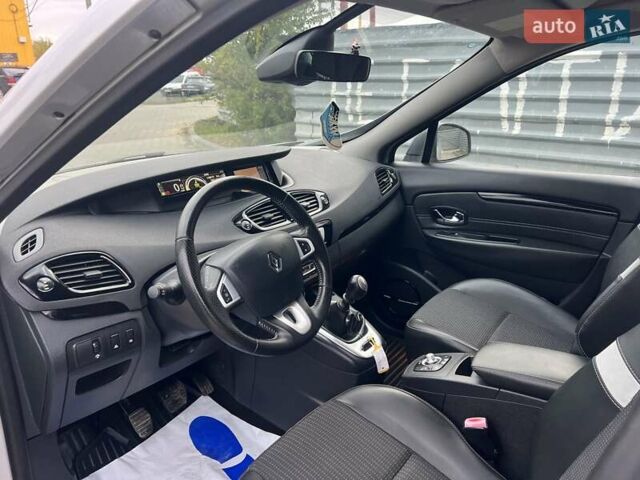 Серый Рено Гранд Сценик, объемом двигателя 1.5 л и пробегом 178 тыс. км за 10300 $, фото 33 на Automoto.ua