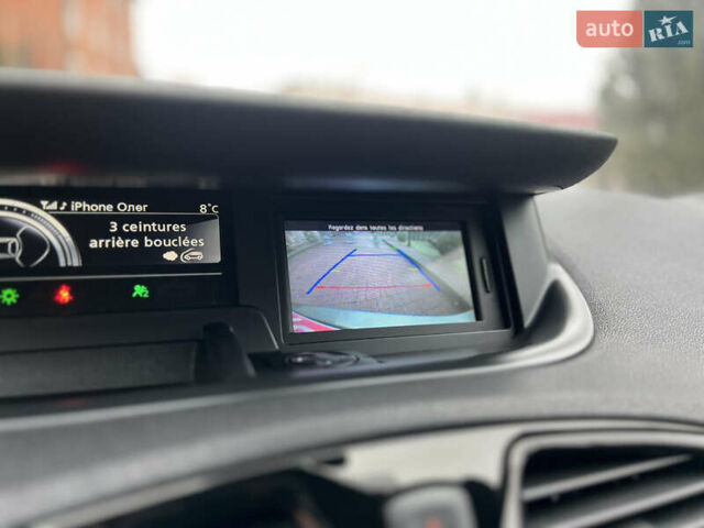 Серый Рено Гранд Сценик, объемом двигателя 1.6 л и пробегом 238 тыс. км за 9500 $, фото 59 на Automoto.ua