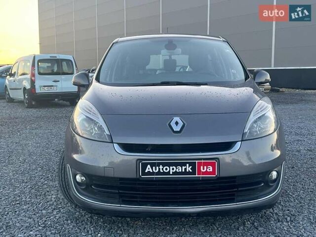 Серый Рено Гранд Сценик, объемом двигателя 1.5 л и пробегом 281 тыс. км за 9740 $, фото 1 на Automoto.ua