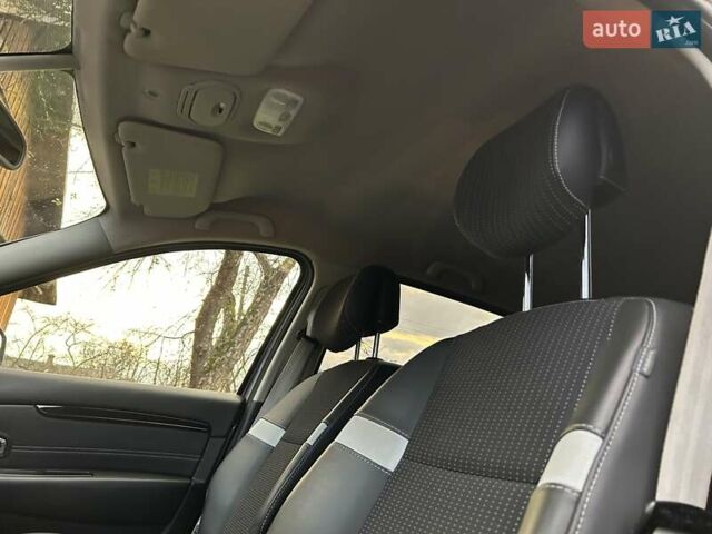 Серый Рено Гранд Сценик, объемом двигателя 1.2 л и пробегом 237 тыс. км за 7799 $, фото 28 на Automoto.ua