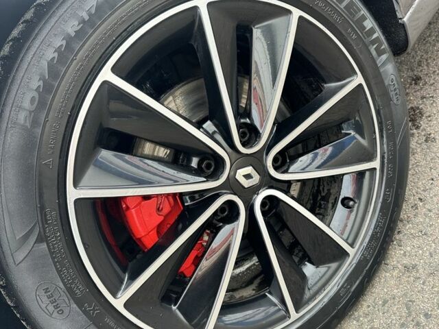 Сірий Рено Гранд Сценік, об'ємом двигуна 1.6 л та пробігом 222 тис. км за 8900 $, фото 5 на Automoto.ua