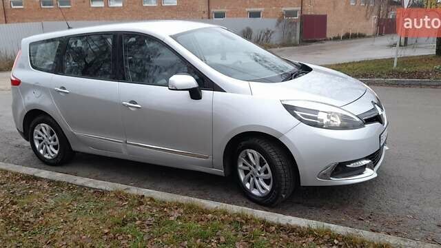 Серый Рено Гранд Сценик, объемом двигателя 1.46 л и пробегом 223 тыс. км за 11199 $, фото 31 на Automoto.ua