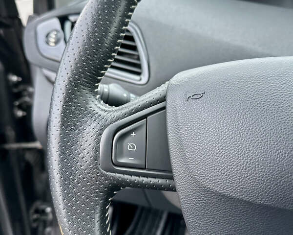 Сірий Рено Гранд Сценік, об'ємом двигуна 1.5 л та пробігом 225 тис. км за 10899 $, фото 44 на Automoto.ua