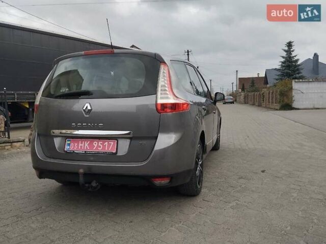 Серый Рено Гранд Сценик, объемом двигателя 1.5 л и пробегом 219 тыс. км за 10400 $, фото 1 на Automoto.ua