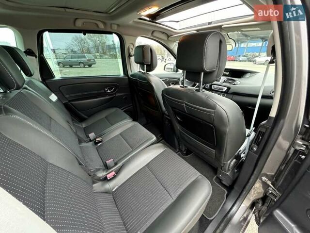 Сірий Рено Гранд Сценік, об'ємом двигуна 1.5 л та пробігом 168 тис. км за 10950 $, фото 23 на Automoto.ua