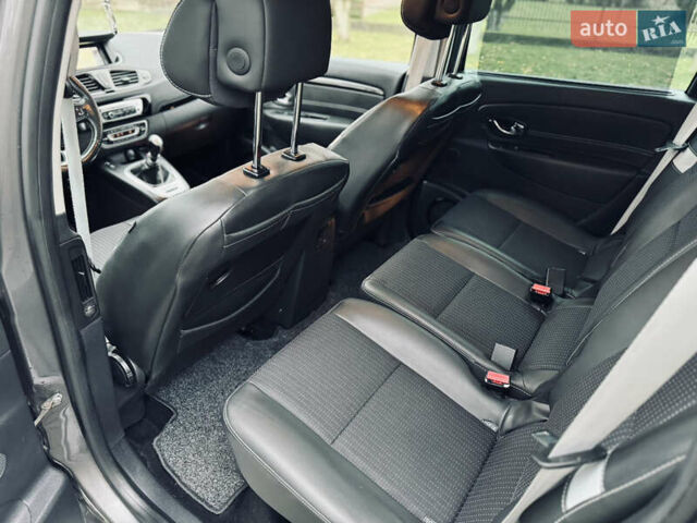 Сірий Рено Гранд Сценік, об'ємом двигуна 1.6 л та пробігом 280 тис. км за 9400 $, фото 27 на Automoto.ua