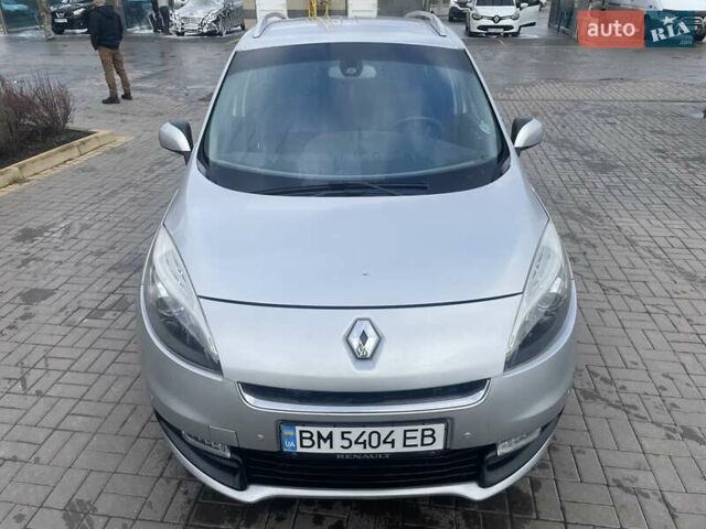 Серый Рено Гранд Сценик, объемом двигателя 1.5 л и пробегом 238 тыс. км за 8300 $, фото 1 на Automoto.ua