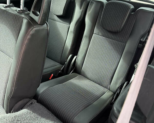 Серый Рено Гранд Сценик, объемом двигателя 1.6 л и пробегом 222 тыс. км за 8900 $, фото 11 на Automoto.ua