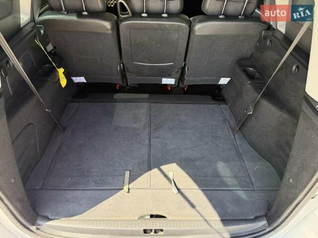 Серый Рено Гранд Сценик, объемом двигателя 1.6 л и пробегом 260 тыс. км за 9300 $, фото 31 на Automoto.ua