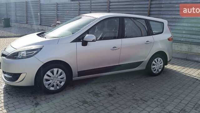 Сірий Рено Гранд Сценік, об'ємом двигуна 1.46 л та пробігом 212 тис. км за 8650 $, фото 5 на Automoto.ua