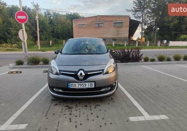 Сірий Рено Гранд Сценік, об'ємом двигуна 1.6 л та пробігом 245 тис. км за 8999 $, фото 3 на Automoto.ua