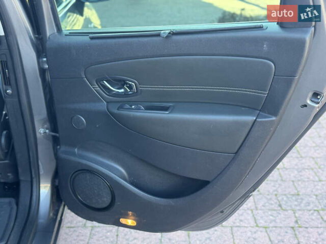 Рено Гранд Сценик 2013 в Стрые на Automoto.ua Серый Рено Гранд Сценик, объемом двигателя 1.6 л и пробегом 229 тыс. км за 9750 $, фото 64 на Automoto.ua