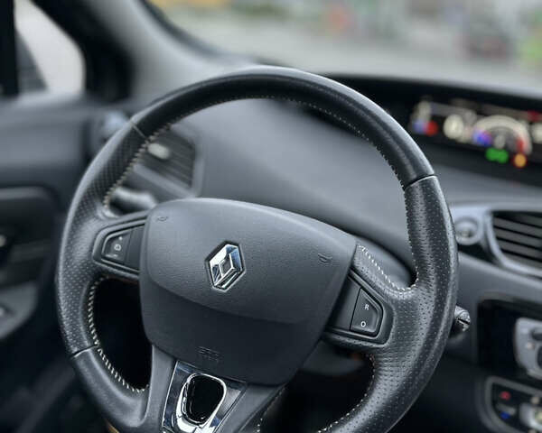 Сірий Рено Гранд Сценік, об'ємом двигуна 1.5 л та пробігом 225 тис. км за 10899 $, фото 58 на Automoto.ua