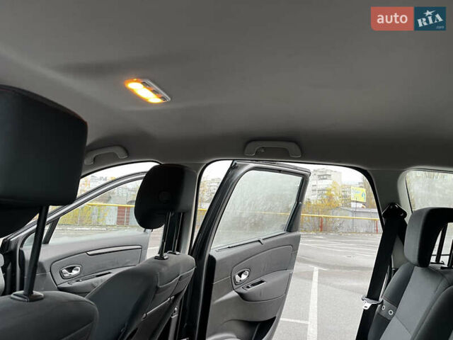 Серый Рено Гранд Сценик, объемом двигателя 1.5 л и пробегом 220 тыс. км за 8500 $, фото 14 на Automoto.ua