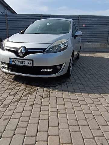 Сірий Рено Гранд Сценік, об'ємом двигуна 1.46 л та пробігом 212 тис. км за 8650 $, фото 8 на Automoto.ua