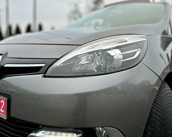 Сірий Рено Гранд Сценік, об'ємом двигуна 1.5 л та пробігом 225 тис. км за 10899 $, фото 15 на Automoto.ua