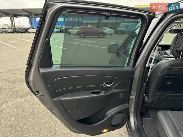 Сірий Рено Гранд Сценік, об'ємом двигуна 1.5 л та пробігом 168 тис. км за 10950 $, фото 17 на Automoto.ua