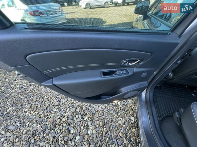 Серый Рено Гранд Сценик, объемом двигателя 1.6 л и пробегом 220 тыс. км за 9299 $, фото 25 на Automoto.ua