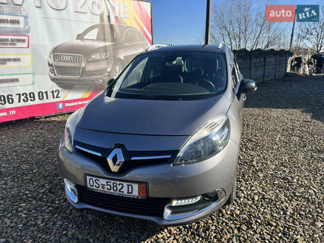 Серый Рено Гранд Сценик, объемом двигателя 1.6 л и пробегом 220 тыс. км за 9299 $, фото 2 на Automoto.ua